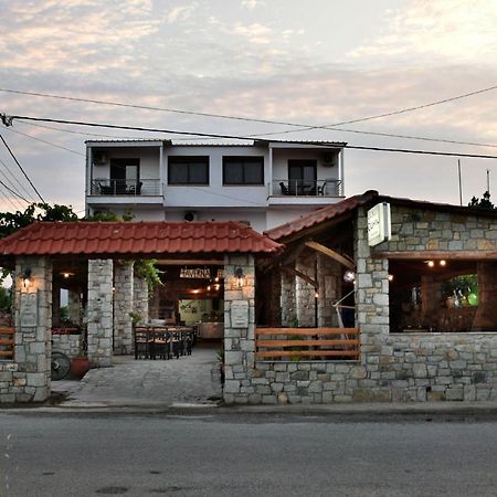 Theano Studios Paralia Sikias 外观 照片