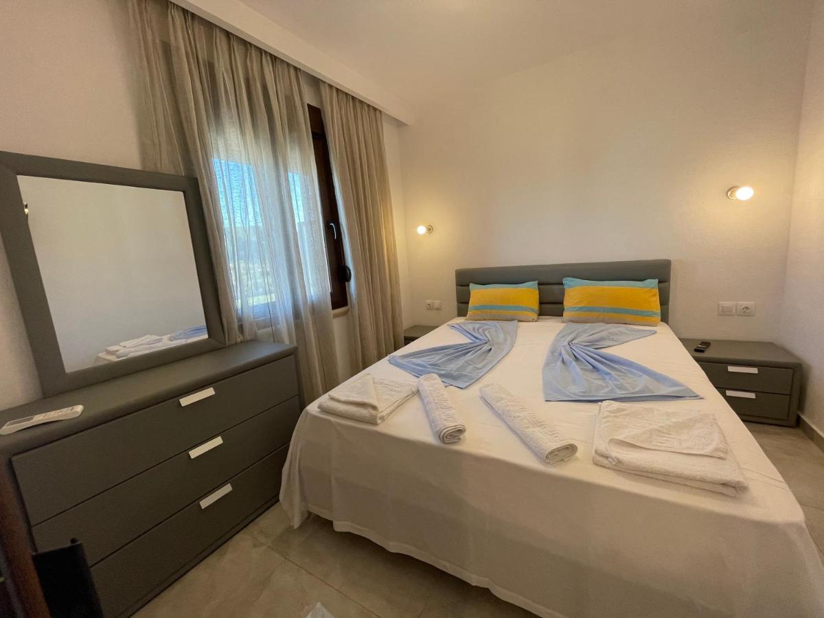 Theano Studios Paralia Sikias 外观 照片