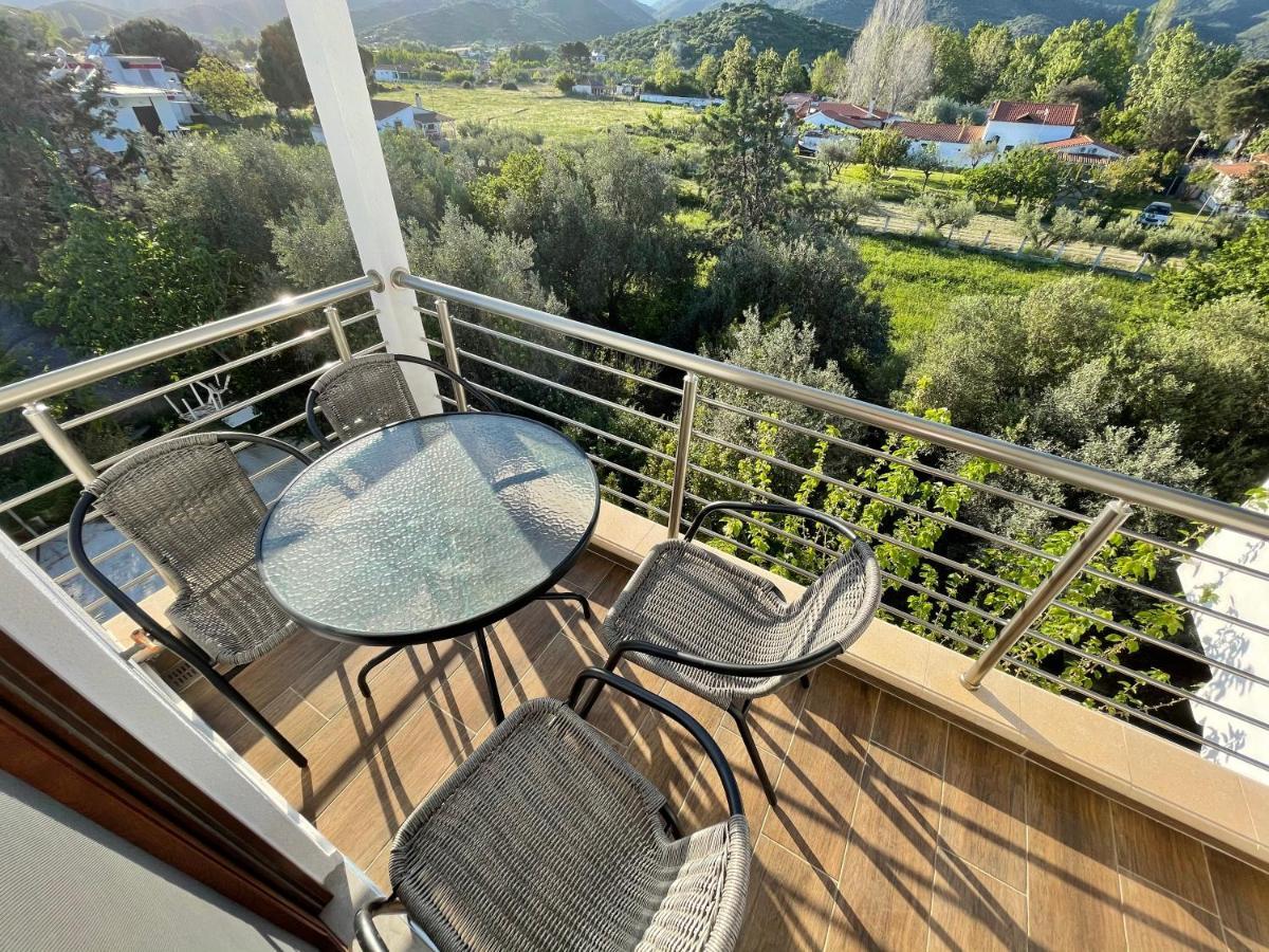 Theano Studios Paralia Sikias 外观 照片