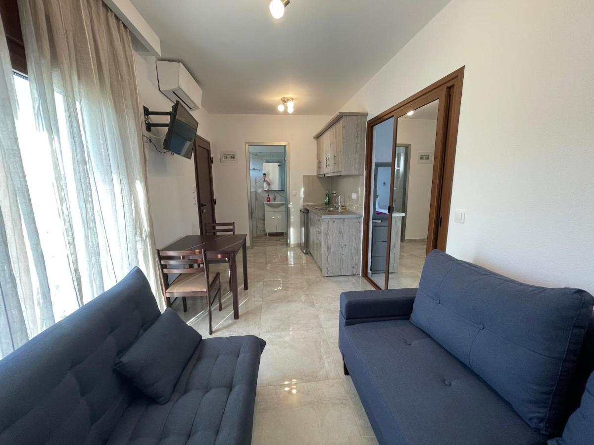 Theano Studios Paralia Sikias 外观 照片