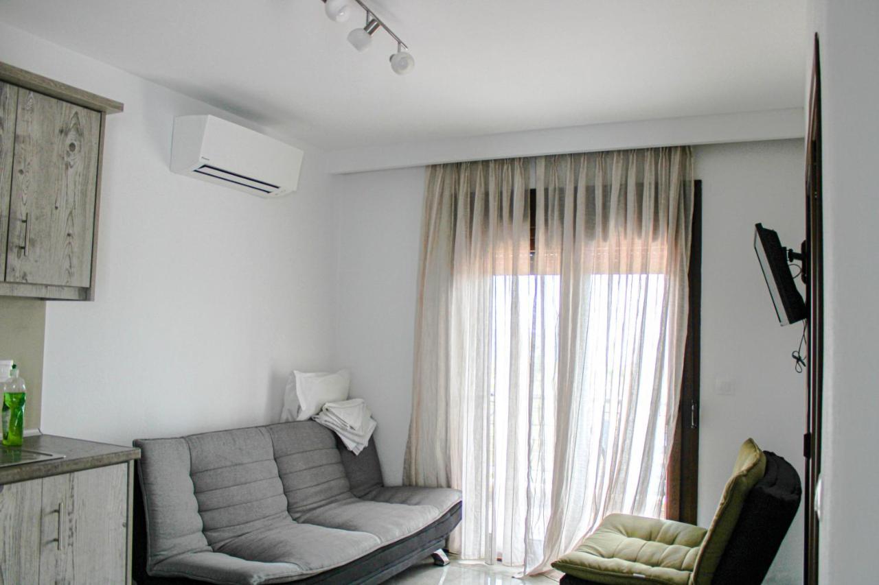 Theano Studios Paralia Sikias 外观 照片